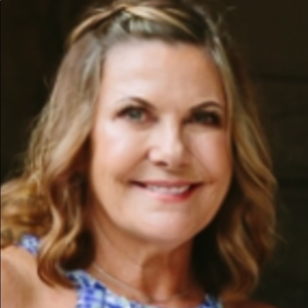 Meet your Posher, Debbie